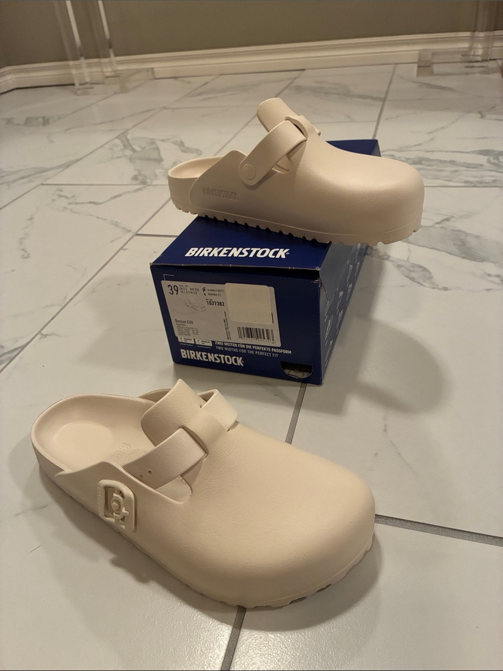 Birkenstock EVA Clog in Eggshell size 39 U.S. women’s 8-8.5 - Picture 2 of 7